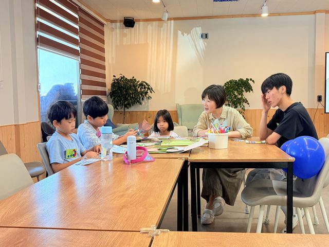 아이와 청소년 교사 만들기